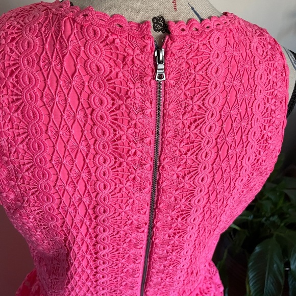 Alice + Olivia - Iris Floral Lace Sleeveless Dress - Picture 7 of 15